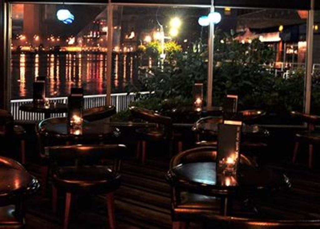 Inn At The Quay New Westminster Exterior foto